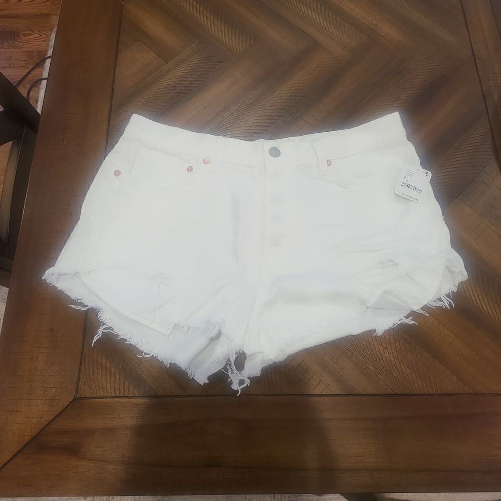 Free People Loving Good Vibrations Spring White Shorts Size 30